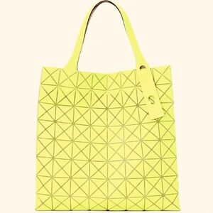 NWT Bao Bao Issey Miyake Lucent Frost Tote 13x13 Neon Yellow Chartreuse Tone